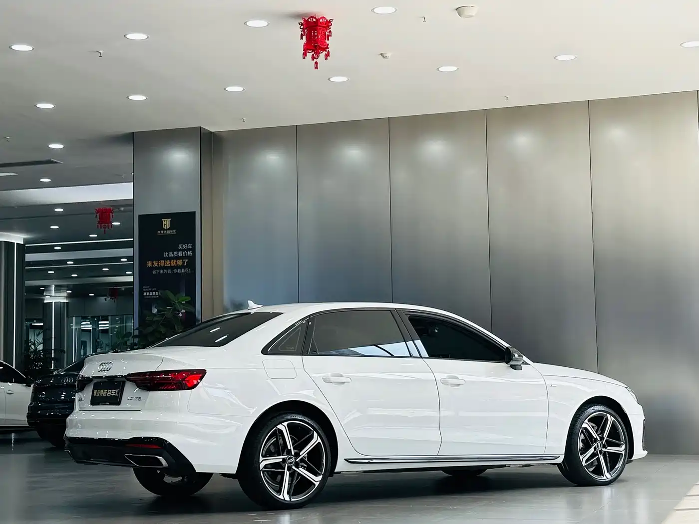 Audi A4L 2025 2025 2 Million Celebration Edition 40 TFSI Luxury Dynamic
