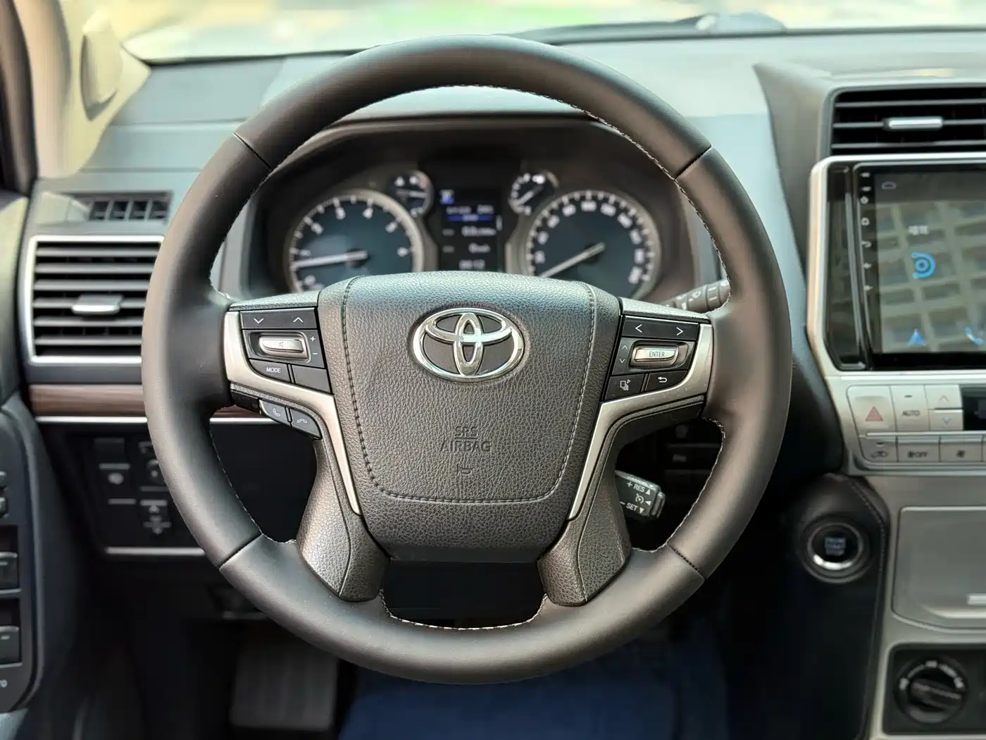 Toyota Prado 2018 3.5L Automatic TX-L Rear-mounted Spare Tire фото 6