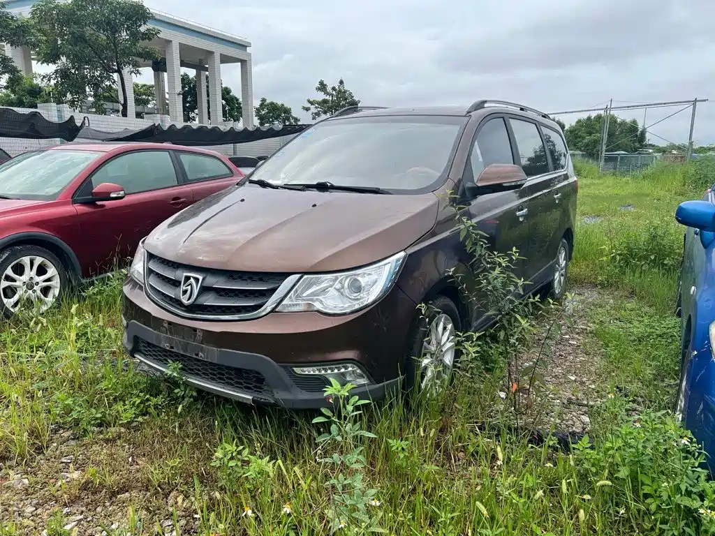 Фото 1 - Baojun 730