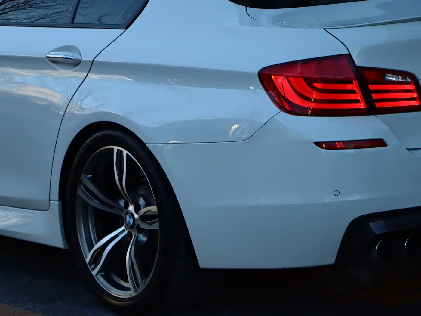 BMW M5 2012 M5 фото 17