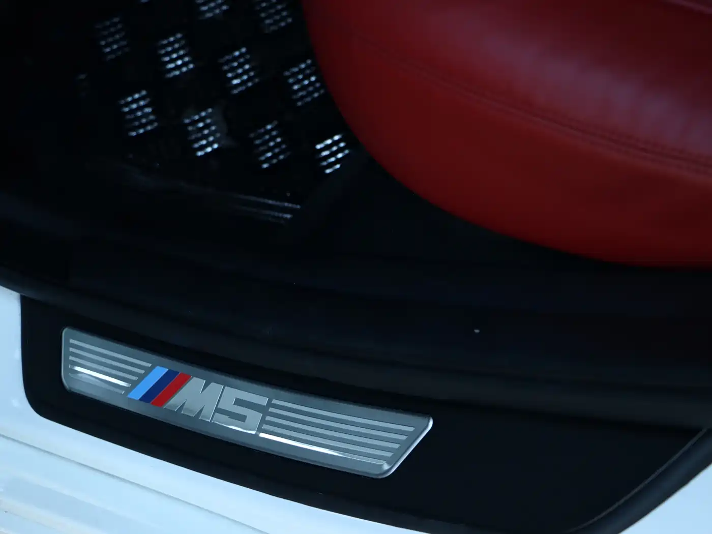 BMW M5 2012 M5 фото 25