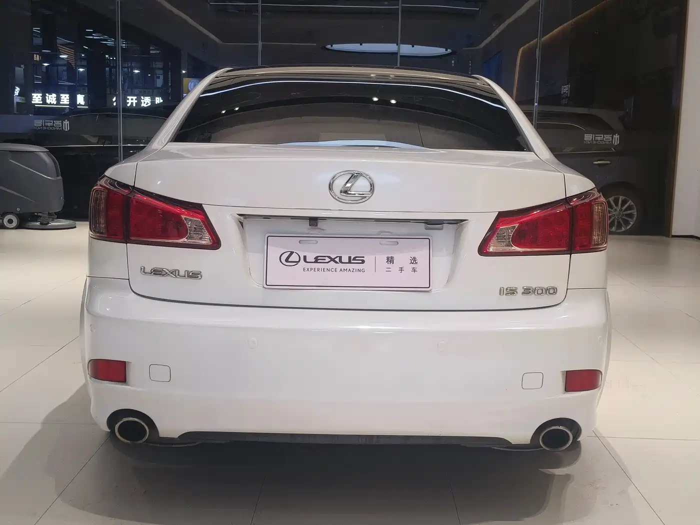 Lexus IS 2011 250 Sport фото 15