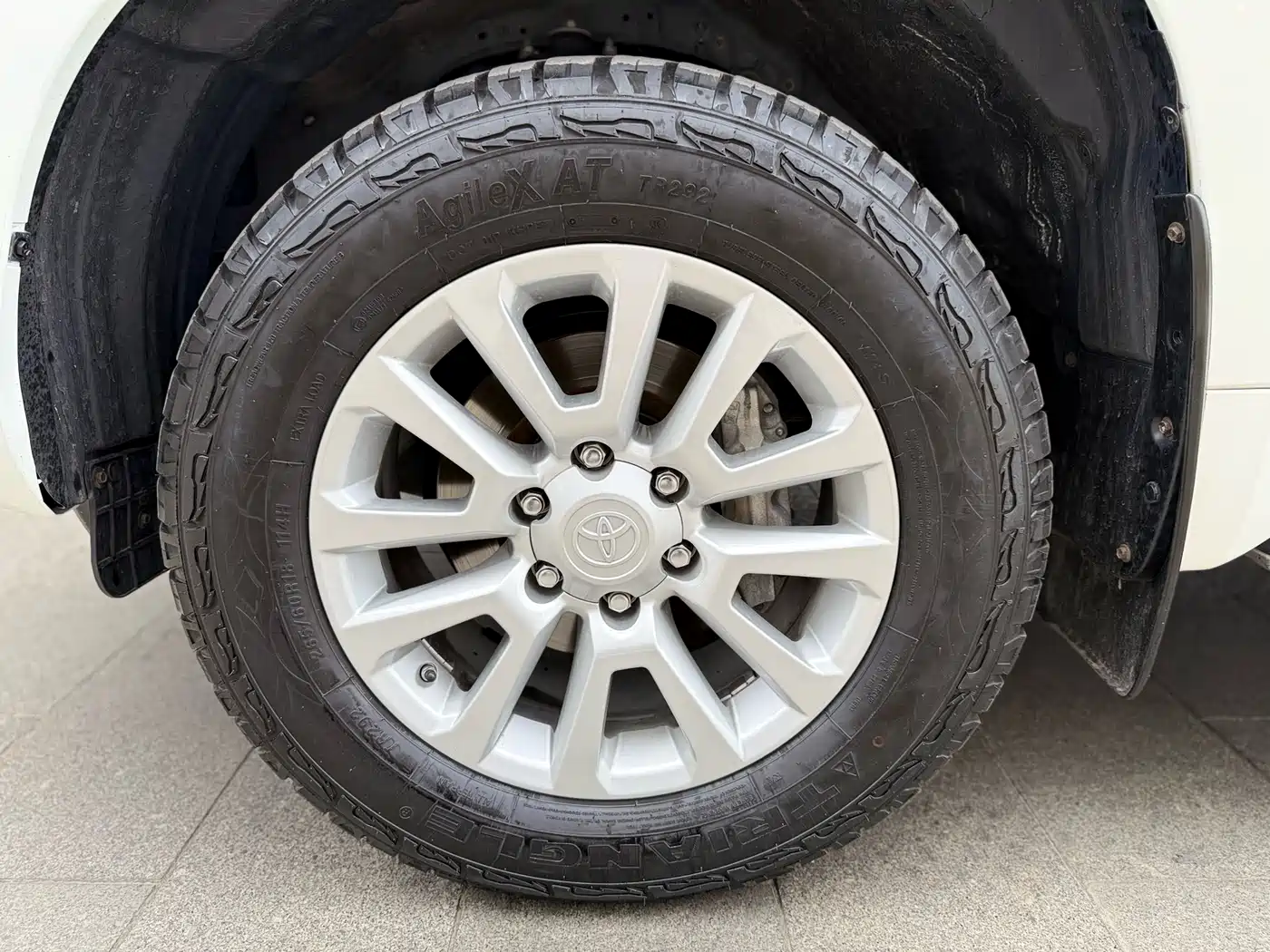 Toyota Prado 2010 4.0L Automatic TX-L фото 18