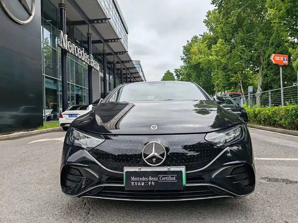Фото 2 - Mercedes-Benz EQE