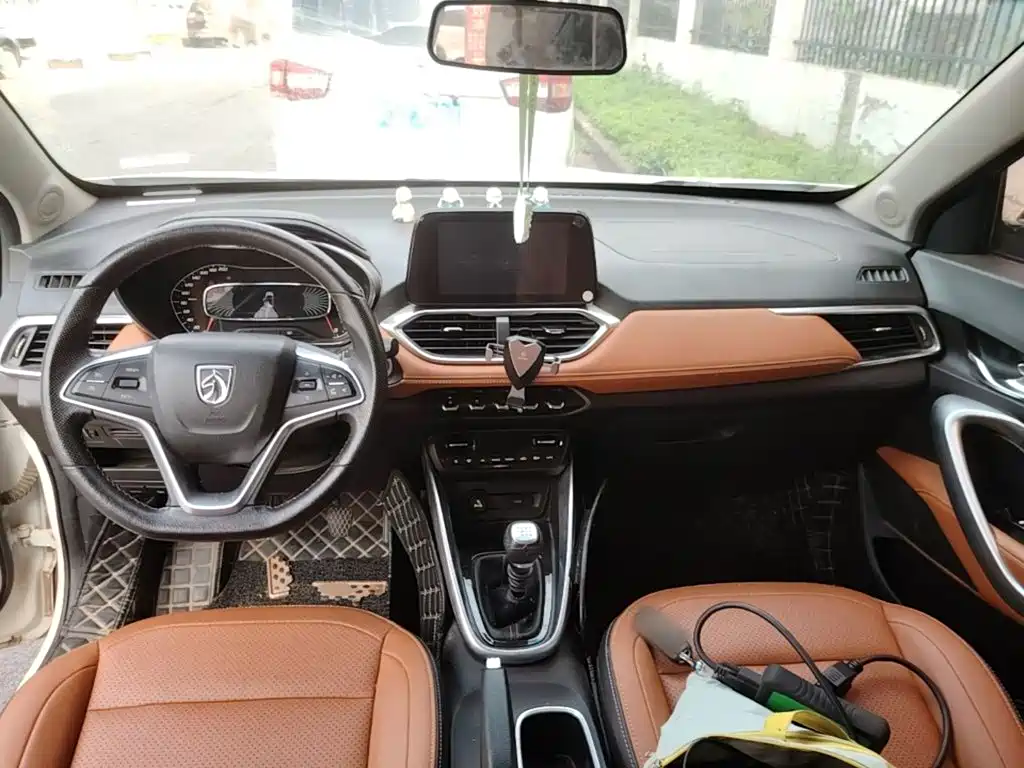Baojun 510 2018 2017 1.5L Manual Luxury