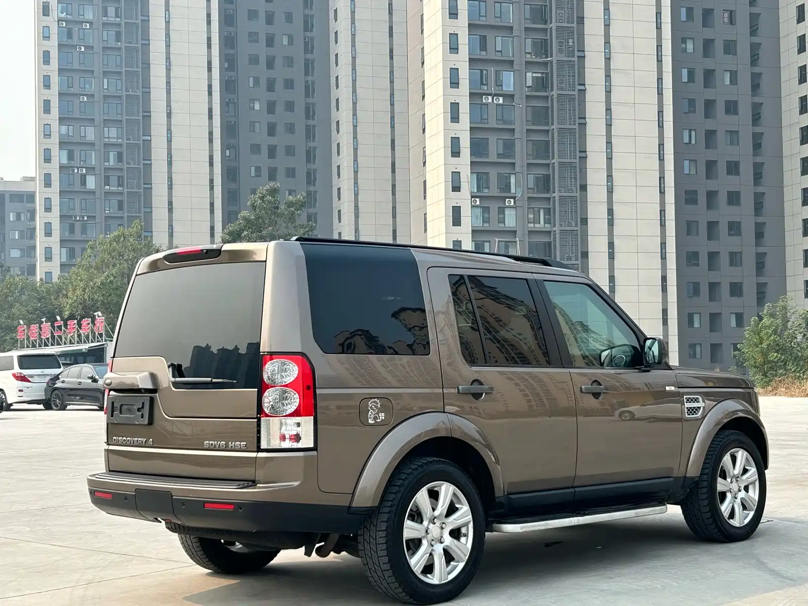 Фото 4 - Land Rover Discovery