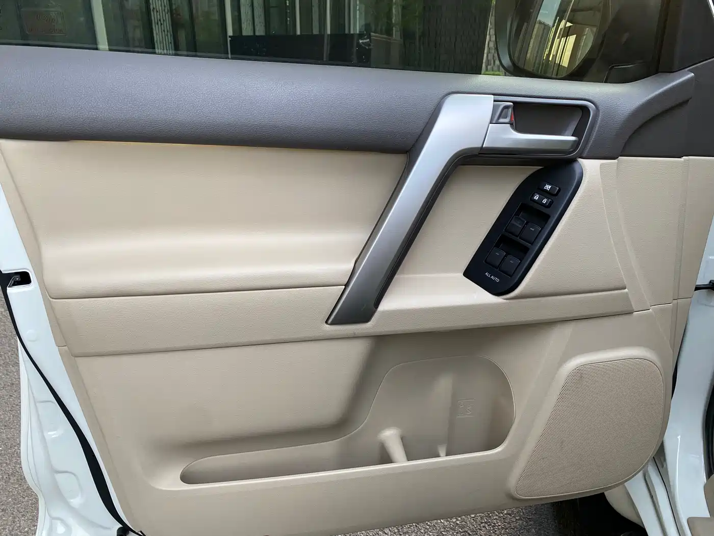 Toyota Prado 2018 3.5L Automatic TX-L NAVI Rear-mounted Spare Tire фото 8