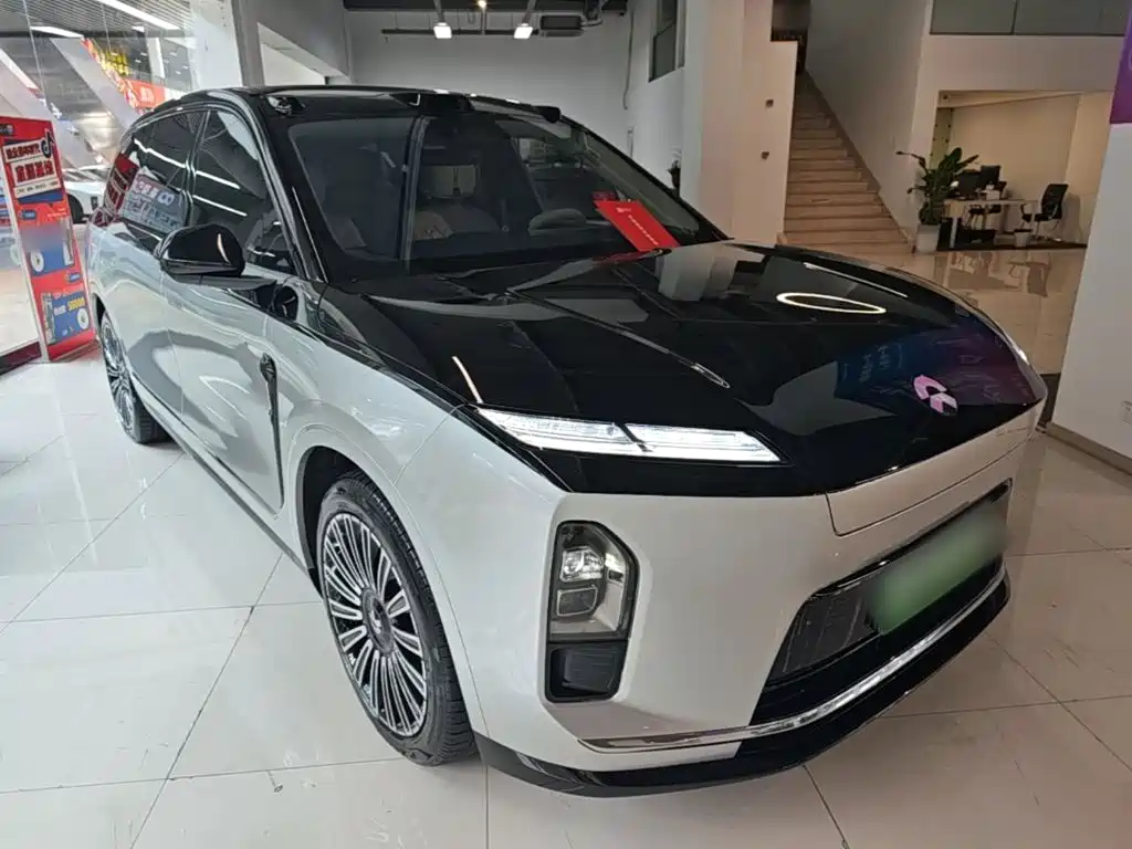 NIO ES8 2026 2025 Model 6-Seat Executive Luxury Edition