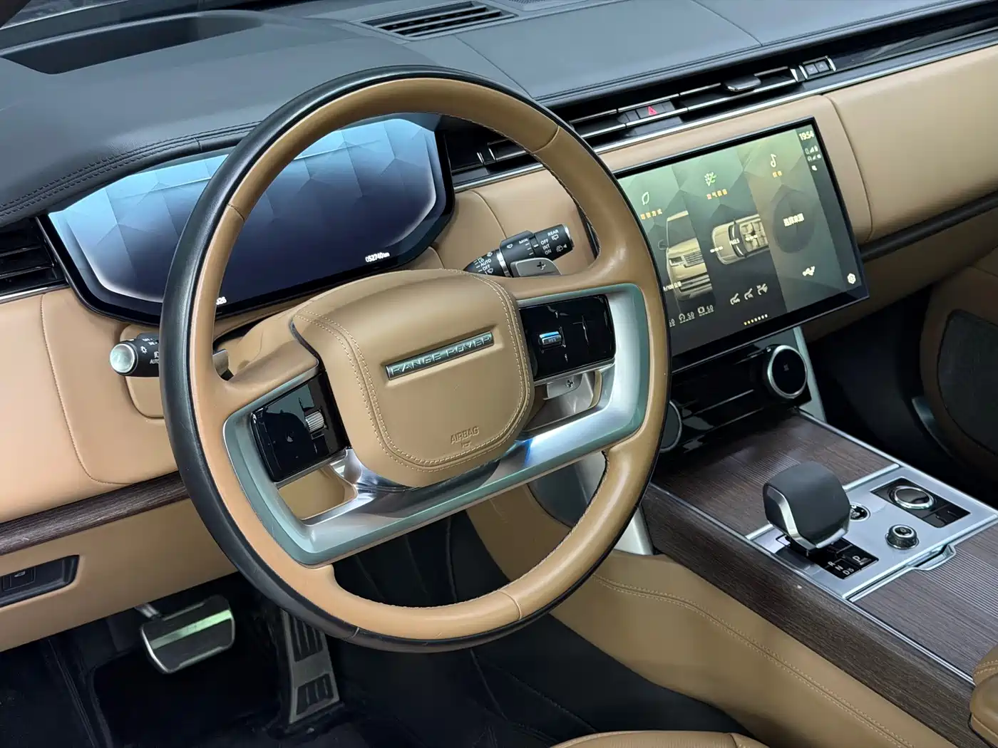 Land Rover Range Rover 2023 3.0 L6 400PS Exemplary Long Wheelbase фото 22
