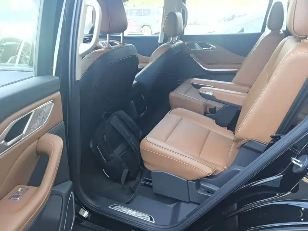 Hongqi HS7 PHEV 2025 2025 2.0T PHEV 4WD 6-Seater Commemorative Edition