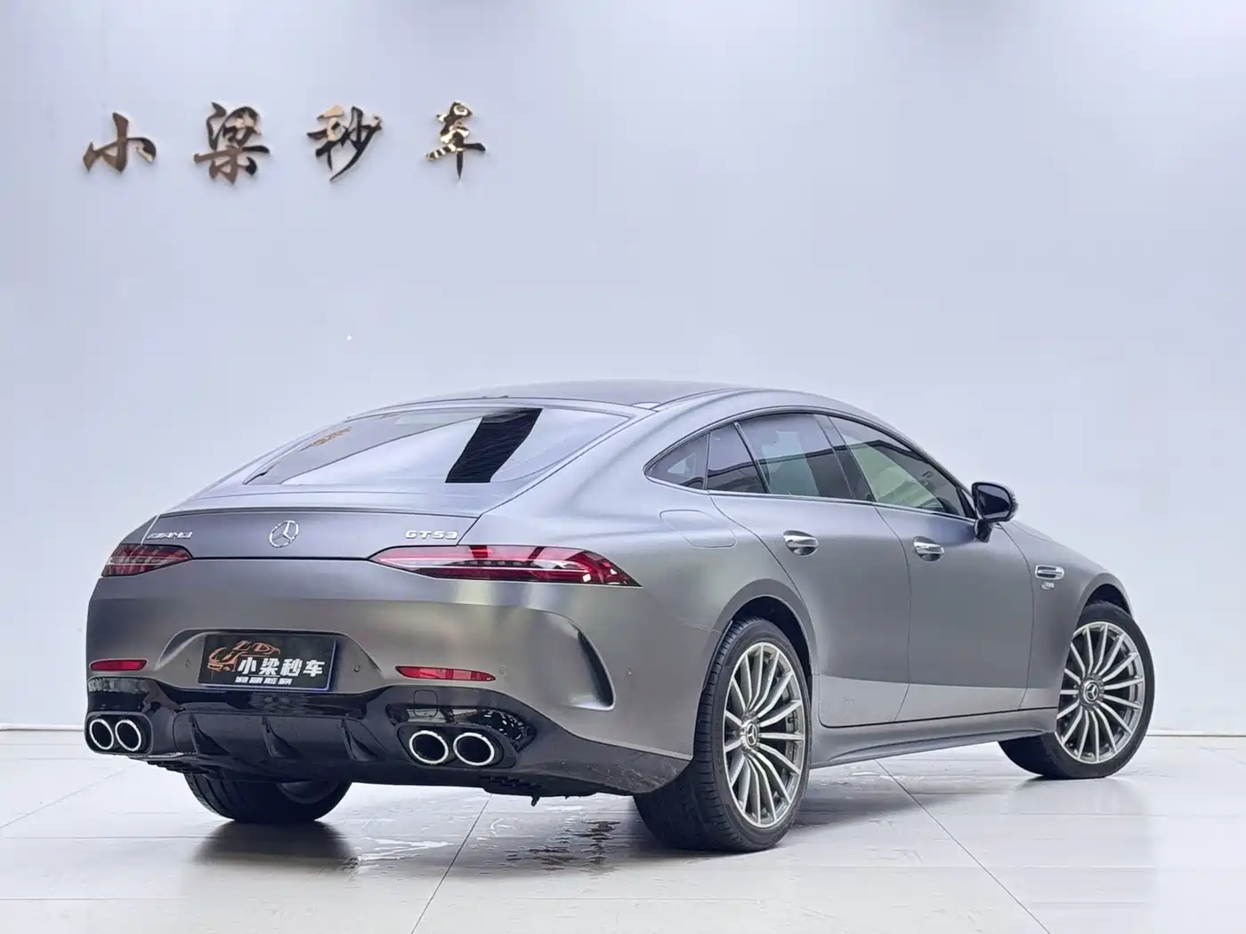 Фото 3 - Mercedes-Benz AMG GT