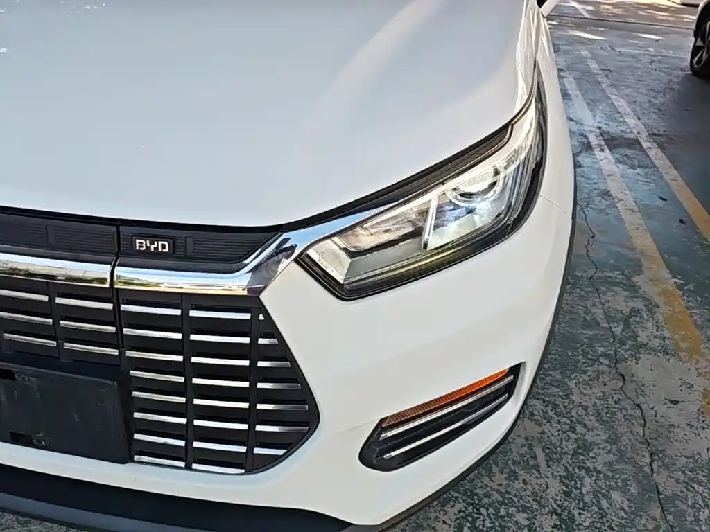 BYD Yuan New Energy 2019 2019 EV360 Smart Connect Premium Edition