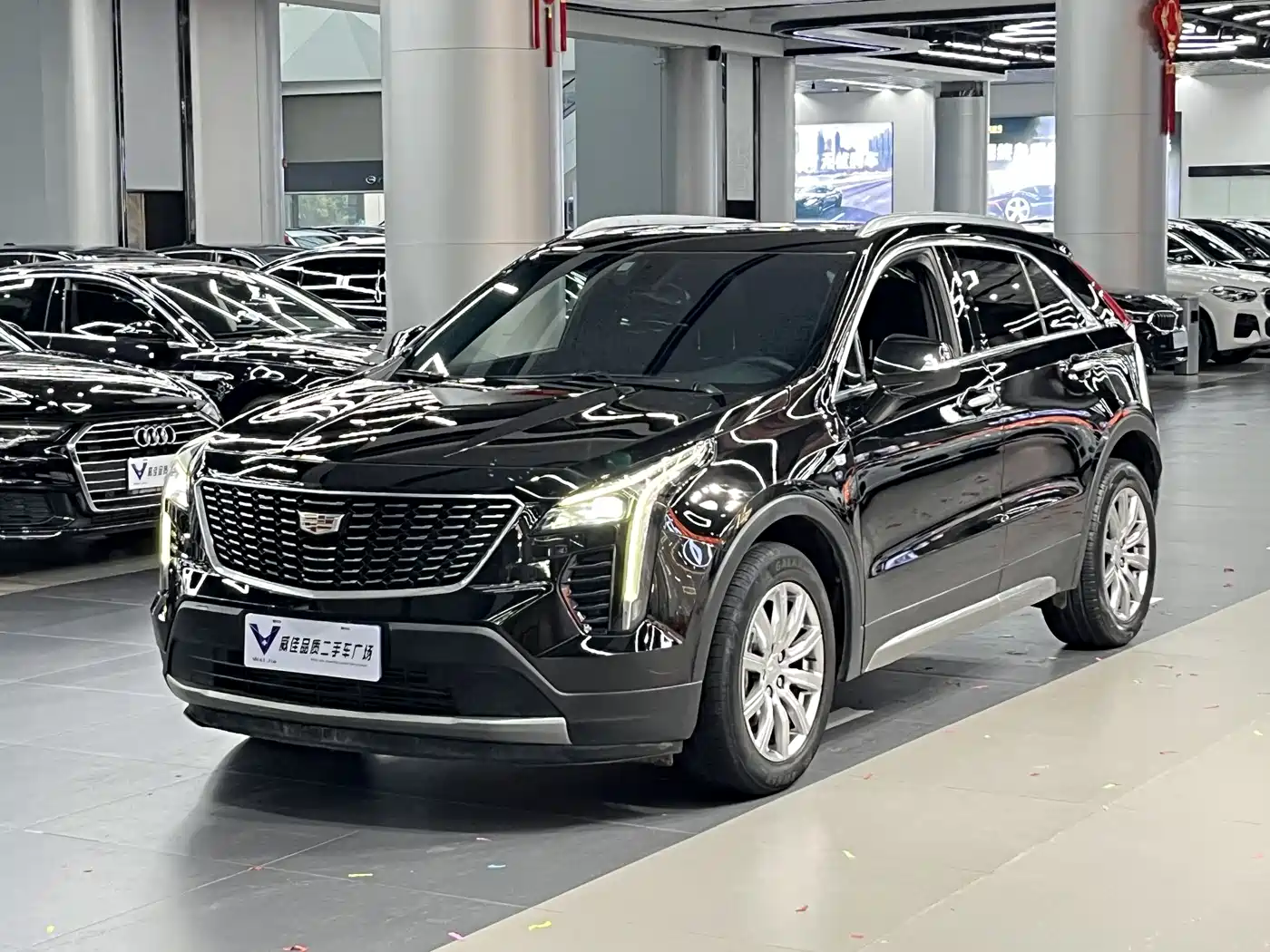 CADILLAC XT4
