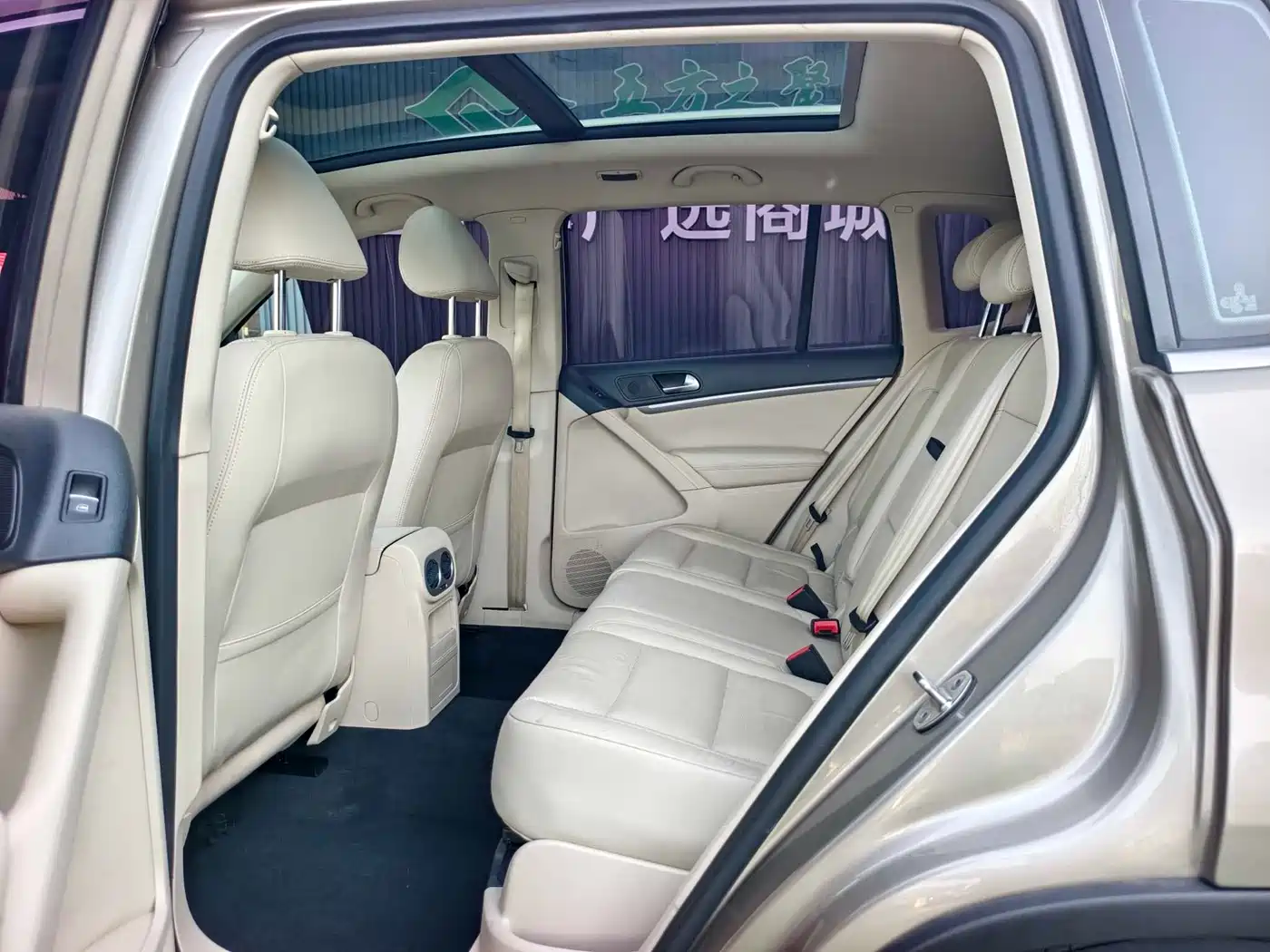 Volkswagen Tiguan 2015 1.8TSI Automatic 2WD Highline фото 9