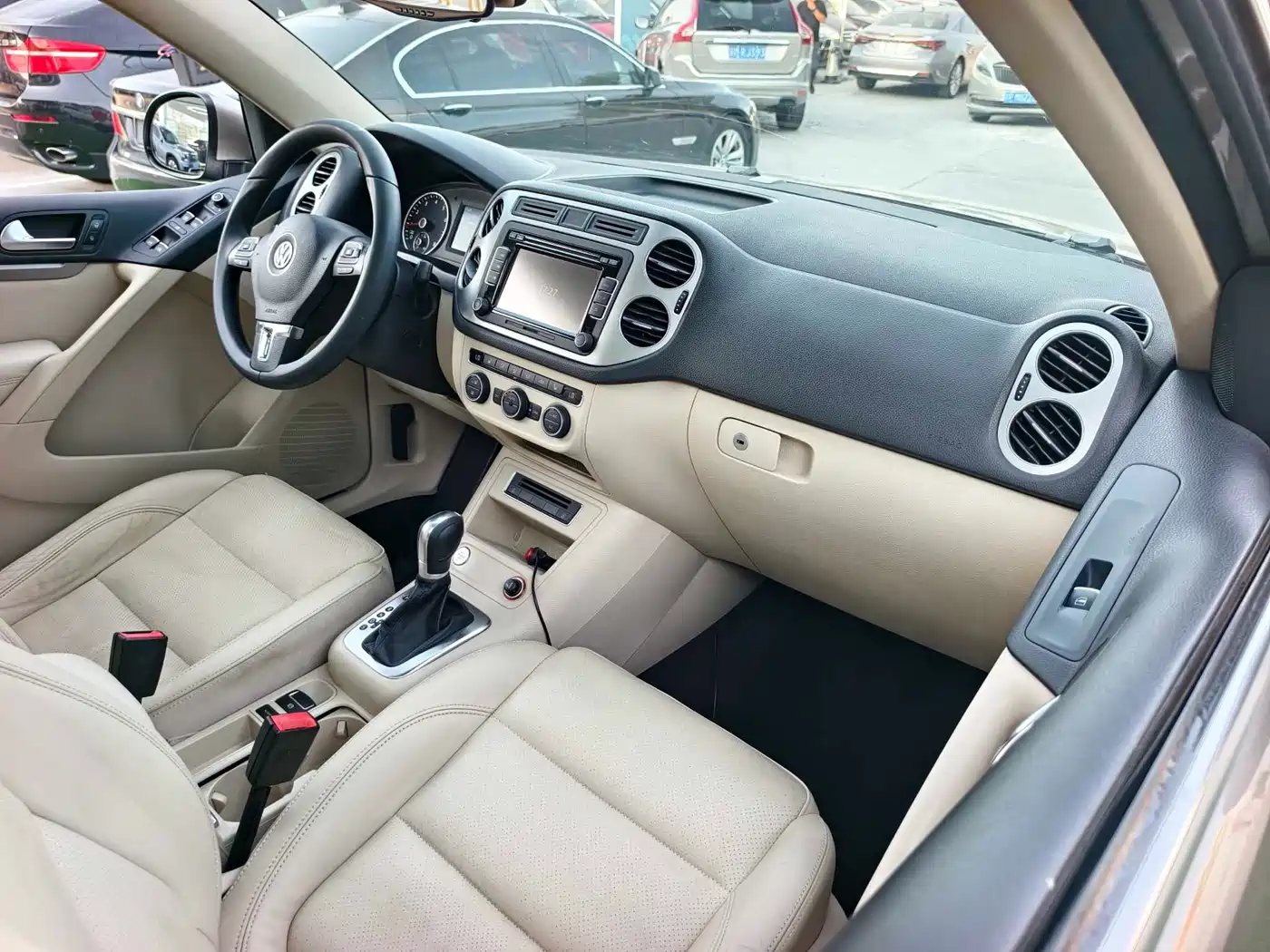 Volkswagen Tiguan 2015 1.8TSI Automatic 2WD Highline фото 13