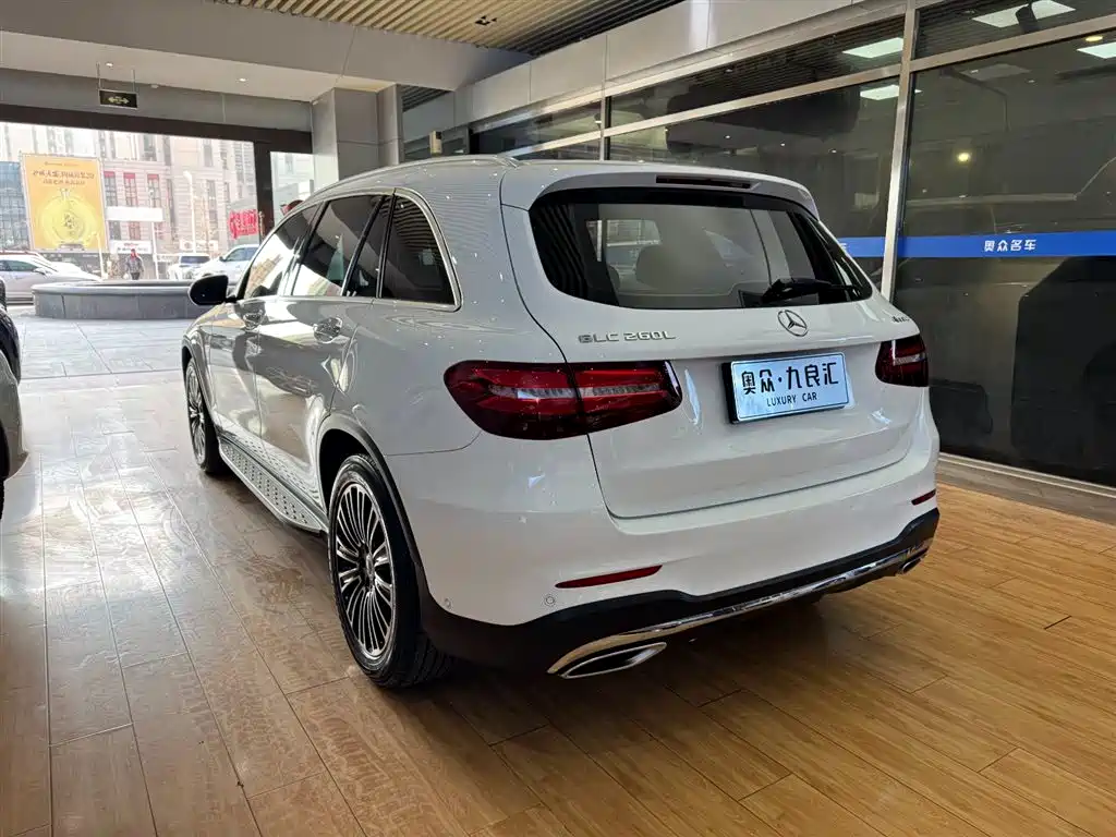Mercedes-Benz GLC 2019 GLC 260 L 4MATIC Dynamic фото 4