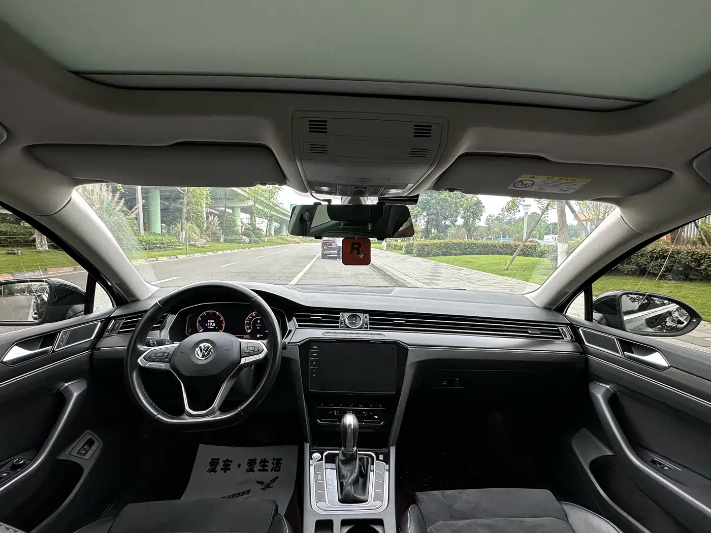 Volkswagen Magotan 2020 330TSI DSG Luxury фото 9