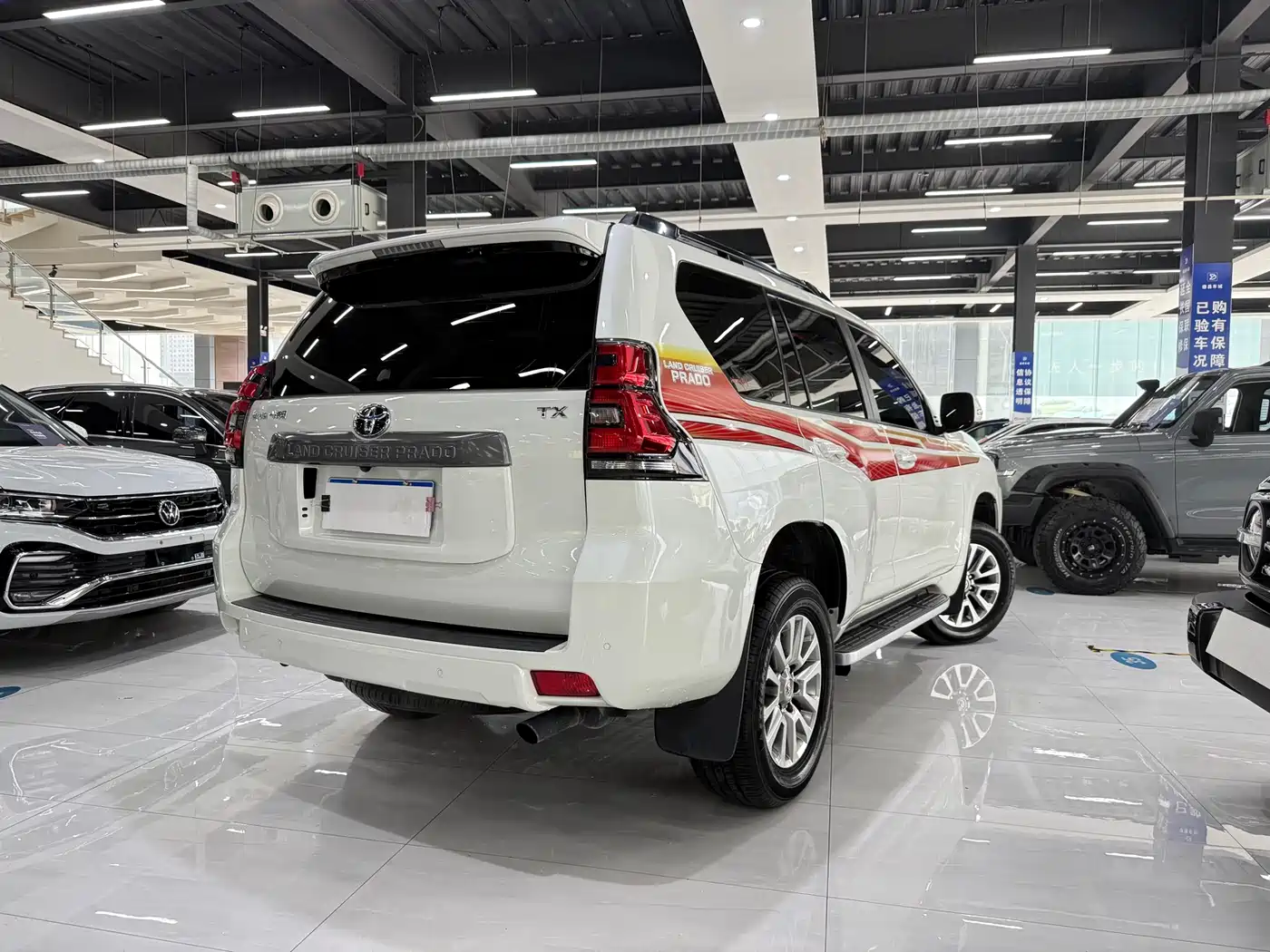 Toyota Prado 2018 3.5L Auto TX-L фото 9