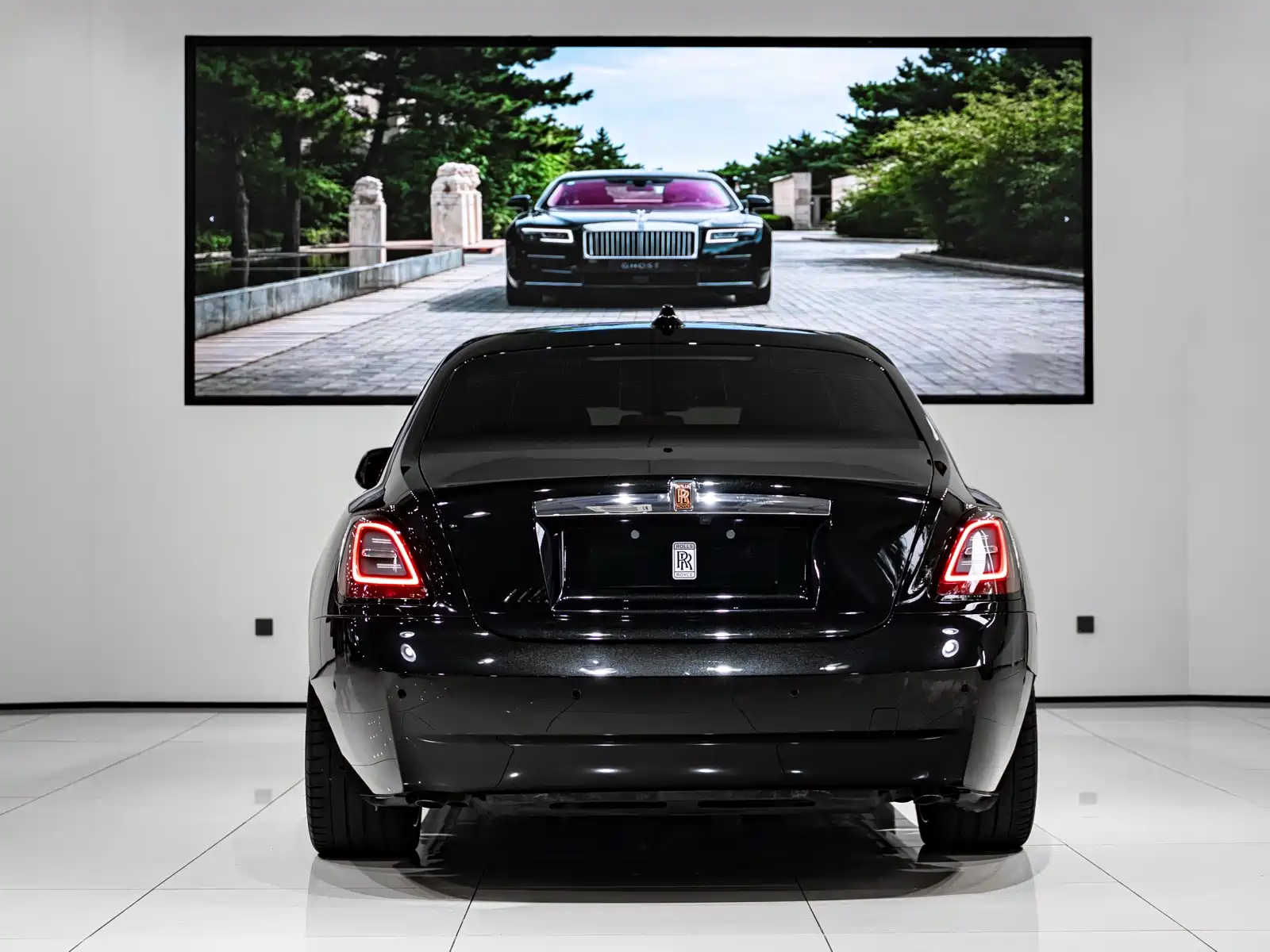 Фото 6 - Rolls-Royce Ghost