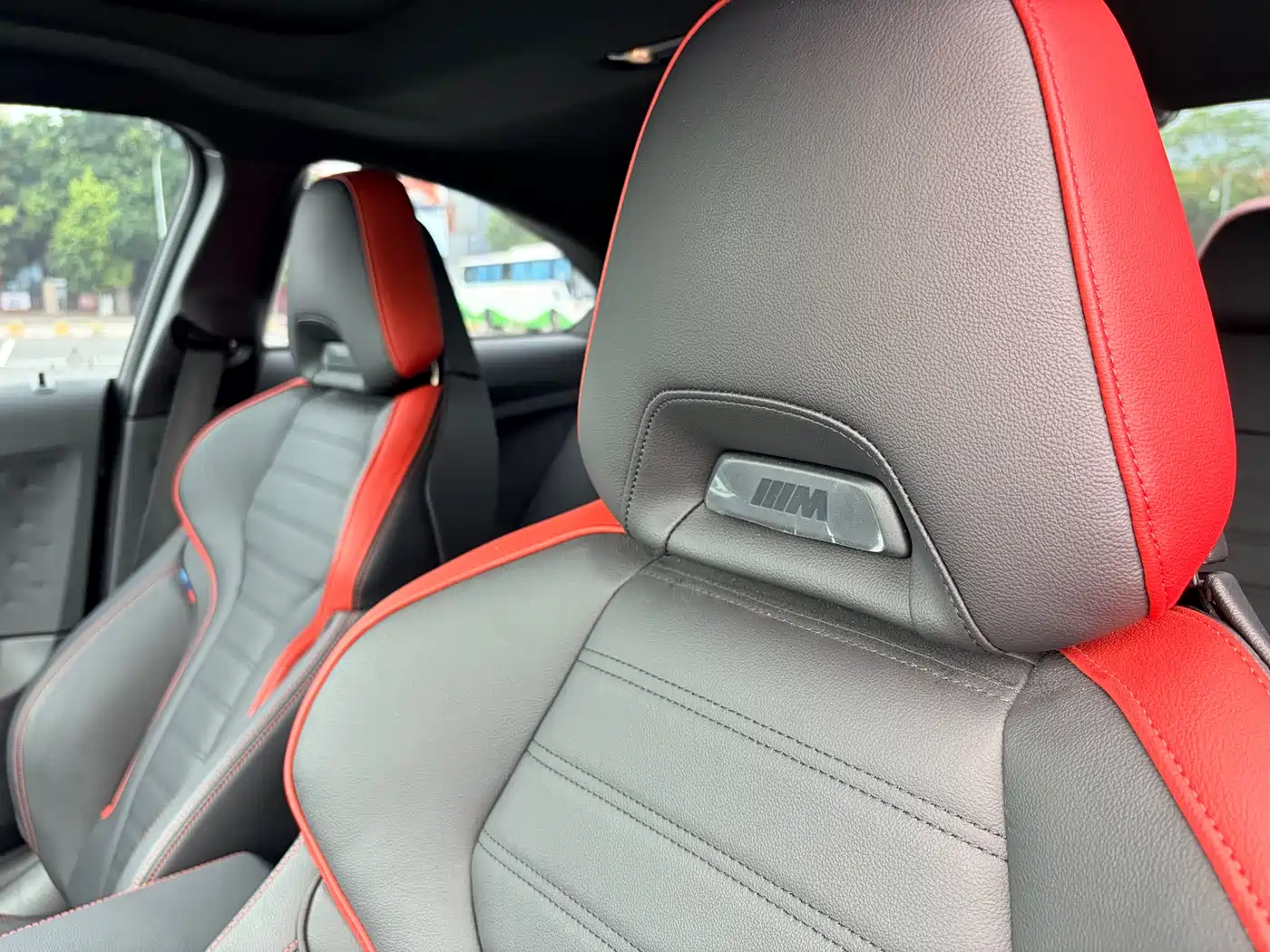 BMW M240I