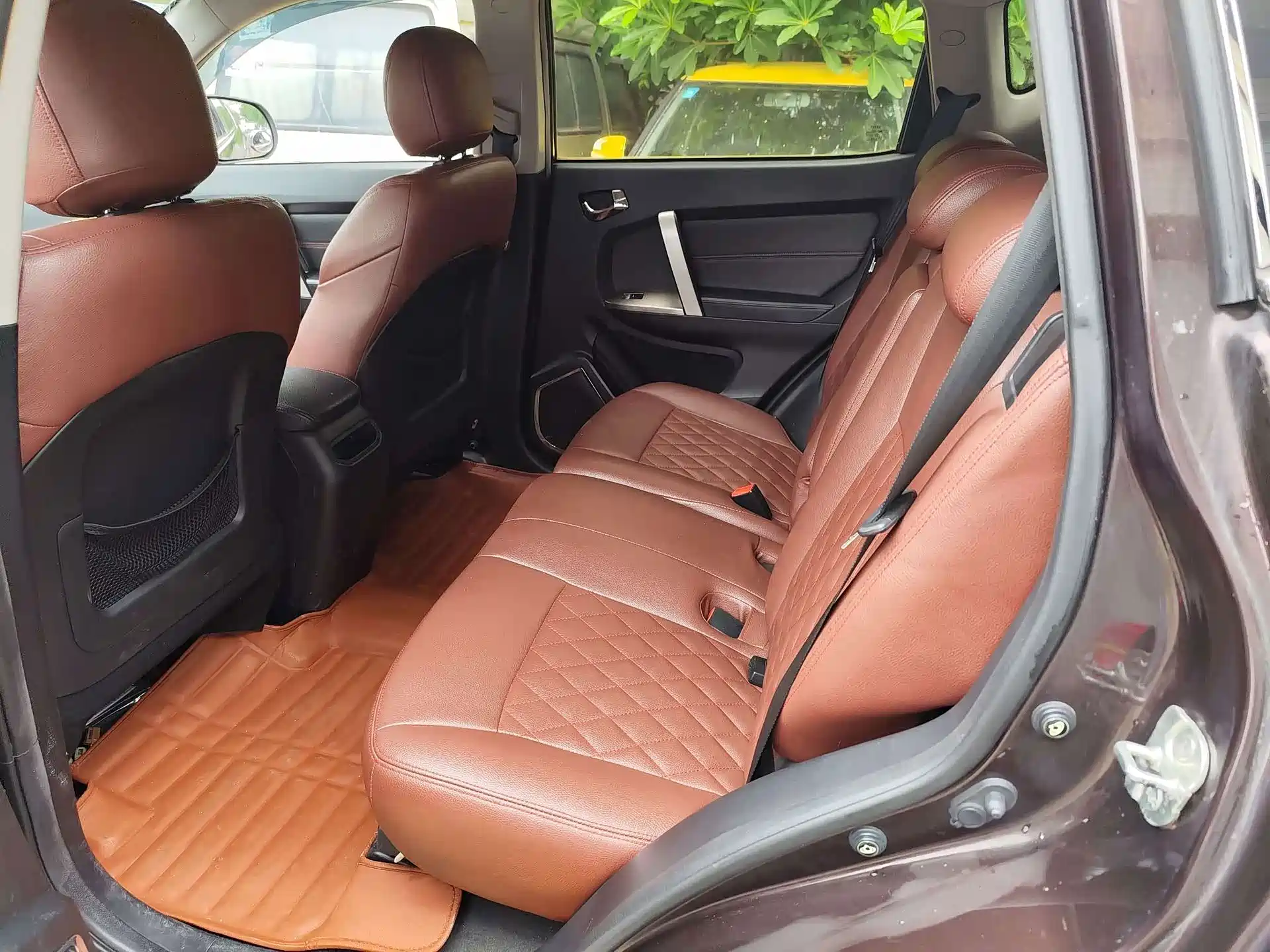 Фото 6 - Geely GX7