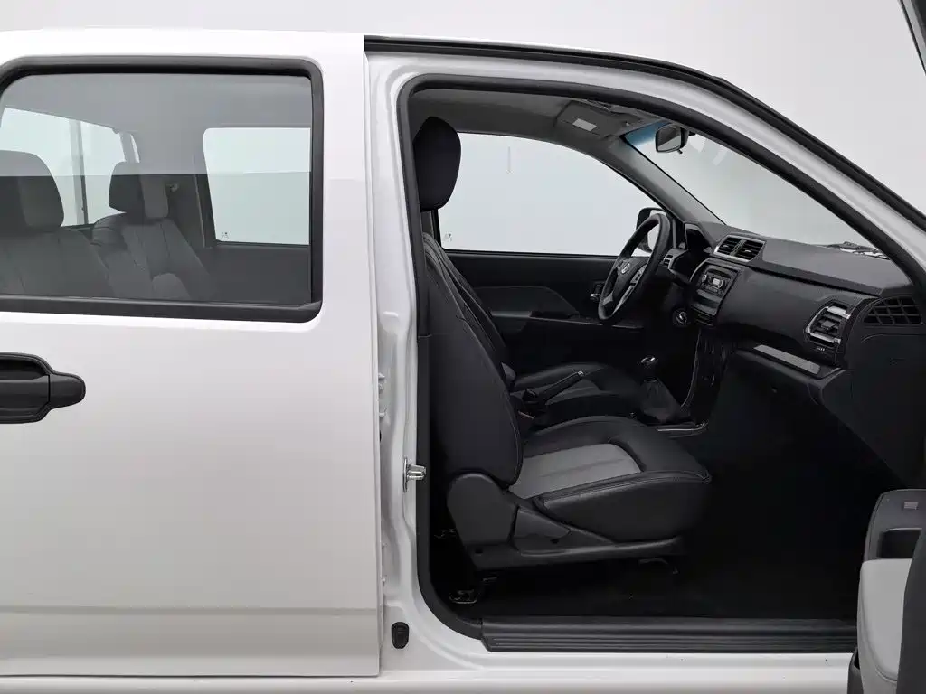 Great Wall Fengjun 5 2024 2023 Ganfan Edition 1.5T Gasoline 2WD Progressive Double Cab
