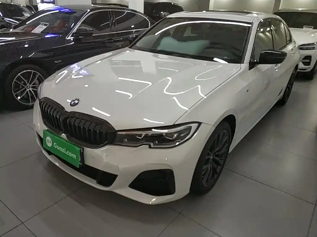 BMW 3 Series 2022 Facelift 325Li M Sport Shadow Edition фото 2