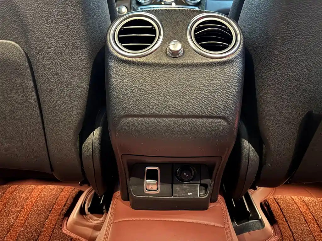 Mercedes-Benz GLC 2019 GLC 260 L 4MATIC Dynamic фото 12