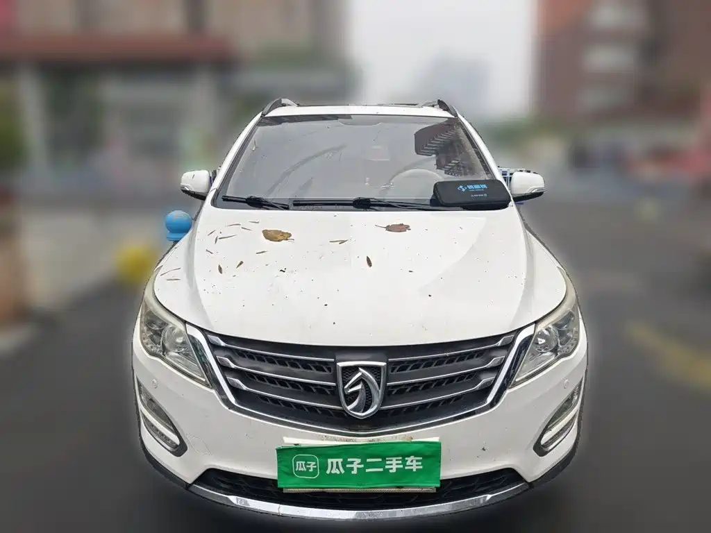 Baojun 560 2015 2015 1.8L Manual Elite