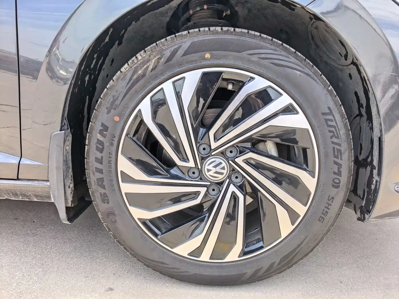Volkswagen Sagitar 2021 280TSI DSG 30th Anniversary Edition фото 15