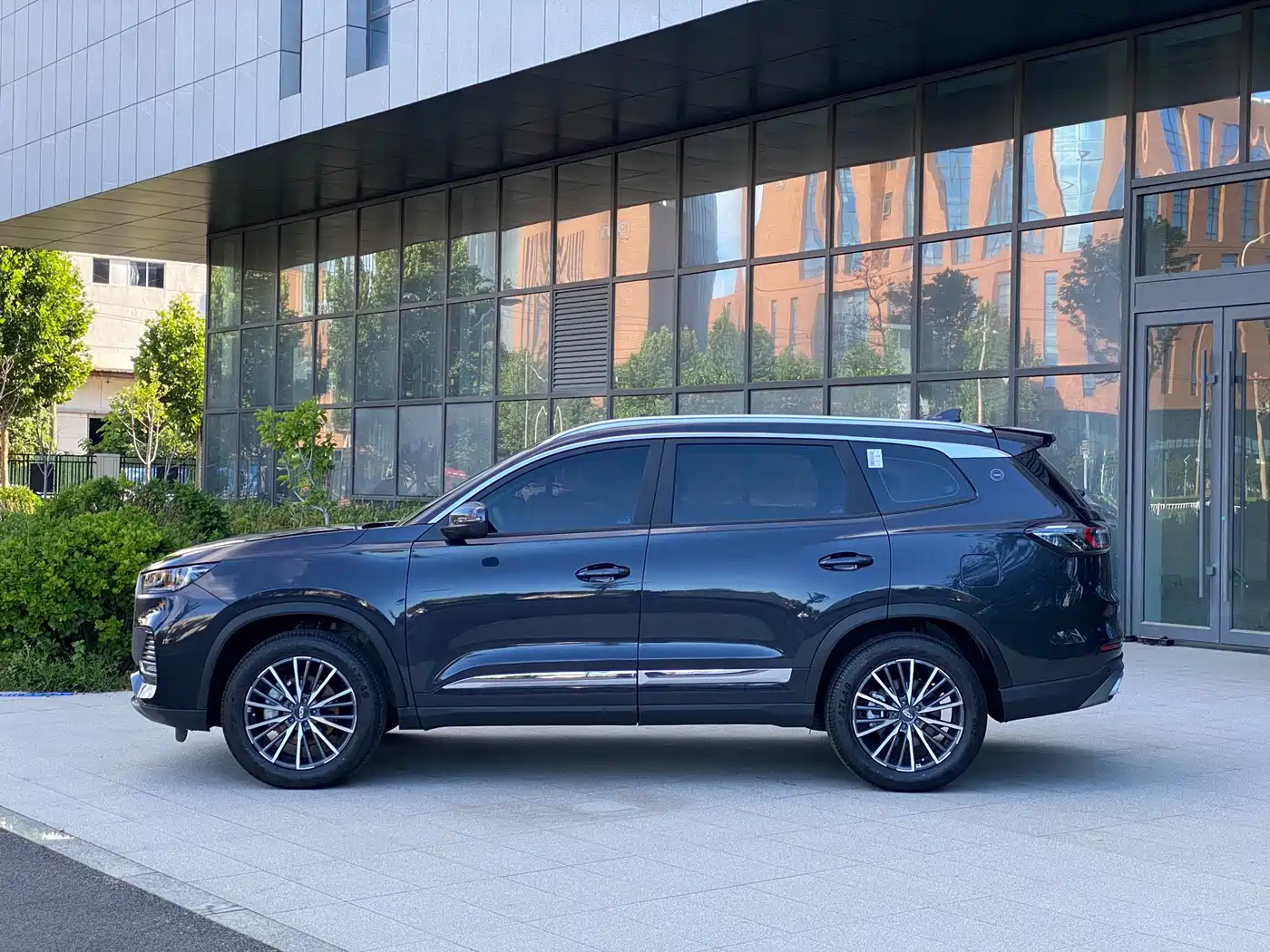 CHERY TIGGO 8
