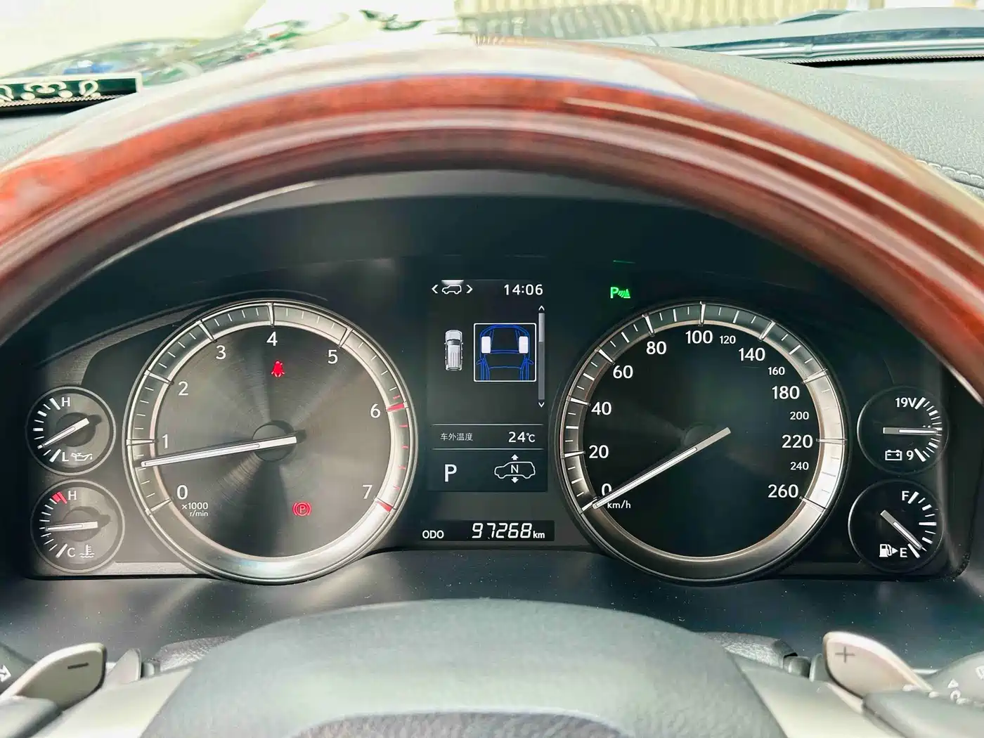 Lexus LX 2019 570 Dynamic Luxury Edition фото 9
