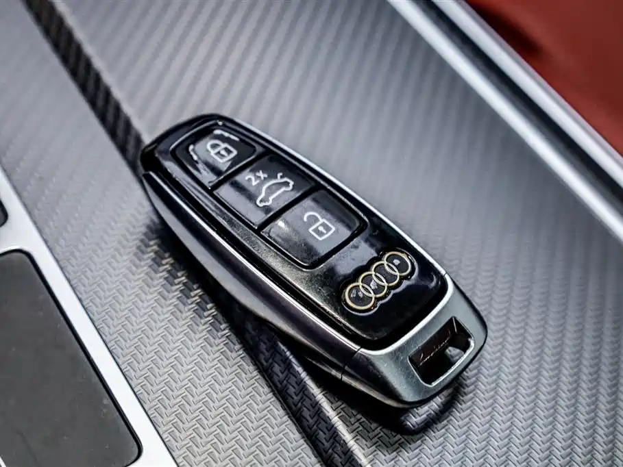Audi A7L 2024 45 TFSI quattro Black Warrior Edition фото 33