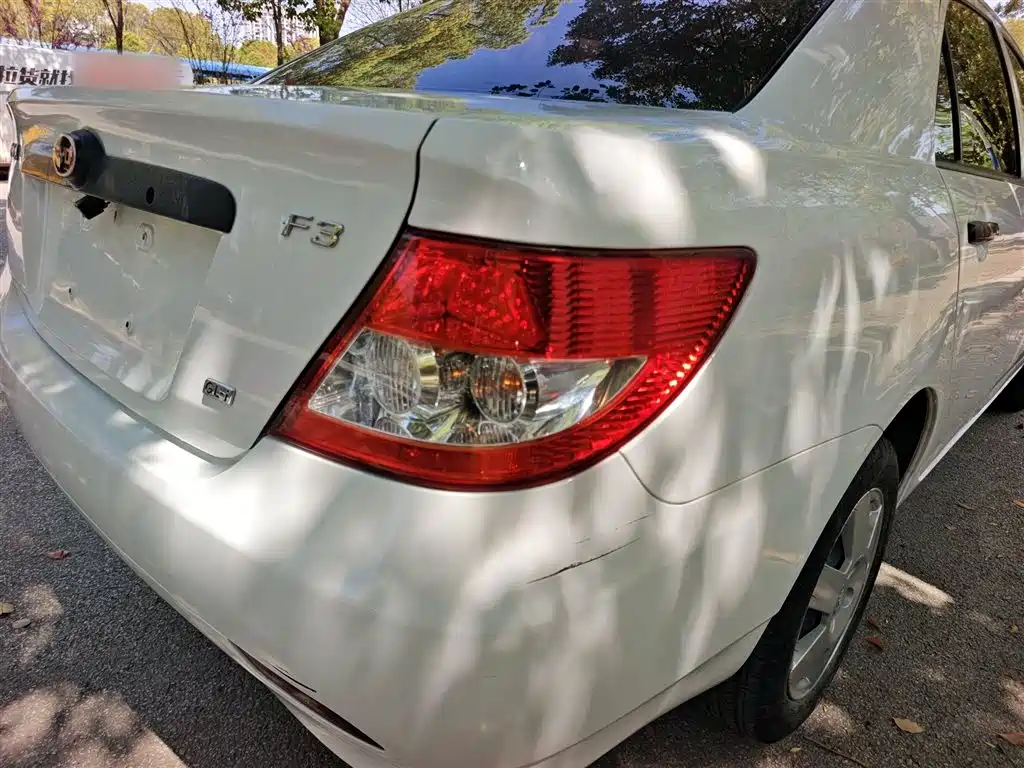 BYD F3 2012 Energy-saving Edition 1.5L Manual Comfort фото 23