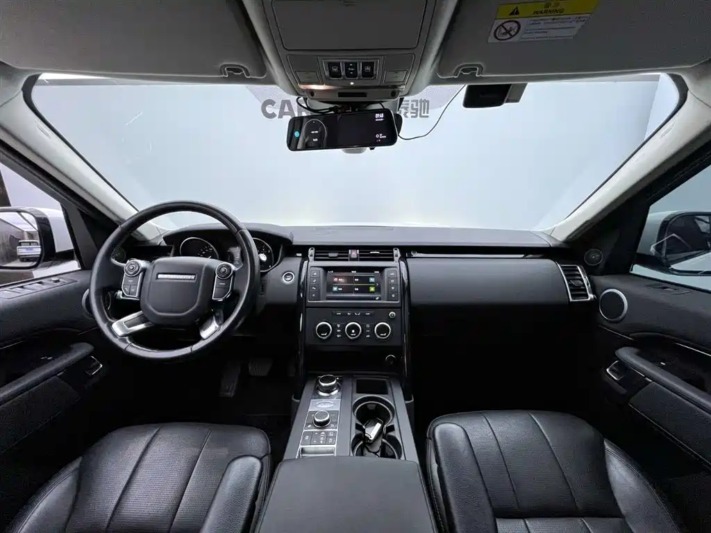 Land Rover Discovery 2017 3.0 SC V6 SE фото 13