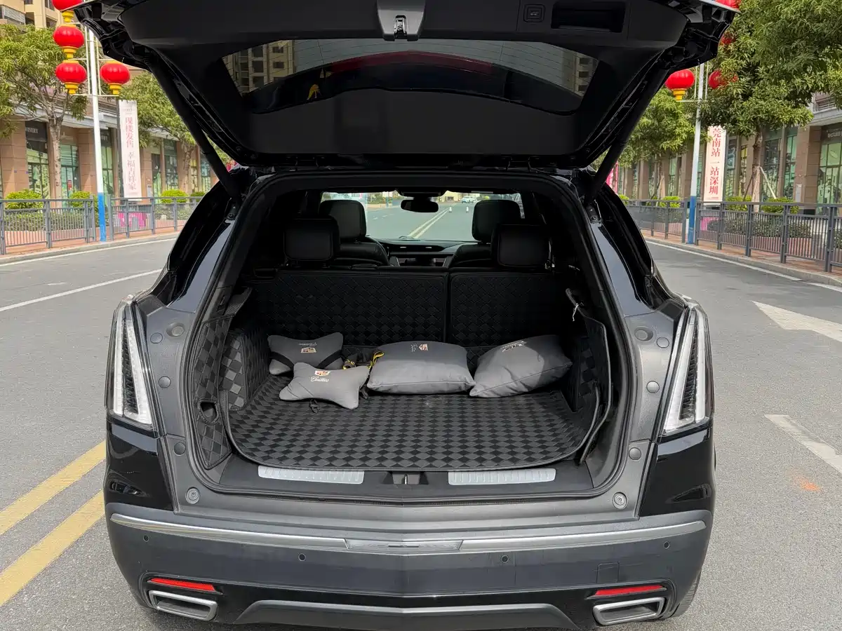 CADILLAC XT5