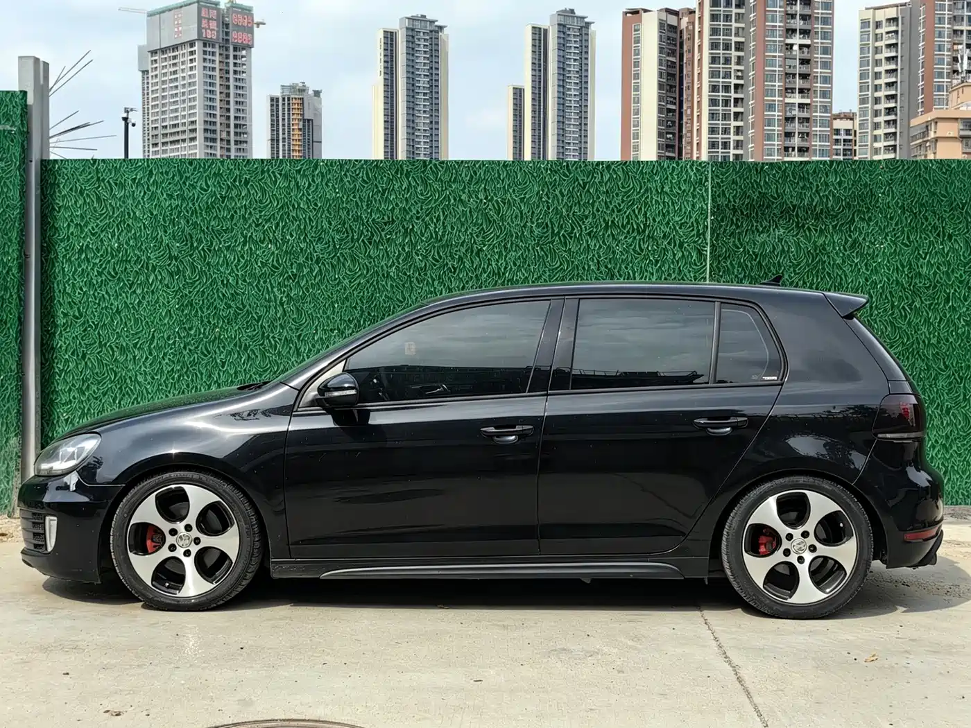 Volkswagen Golf GTI 2012 2.0TSI GTI фото 17