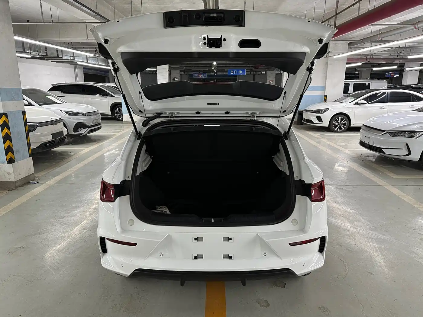 BYD e2 2024 2023 Comfort Model