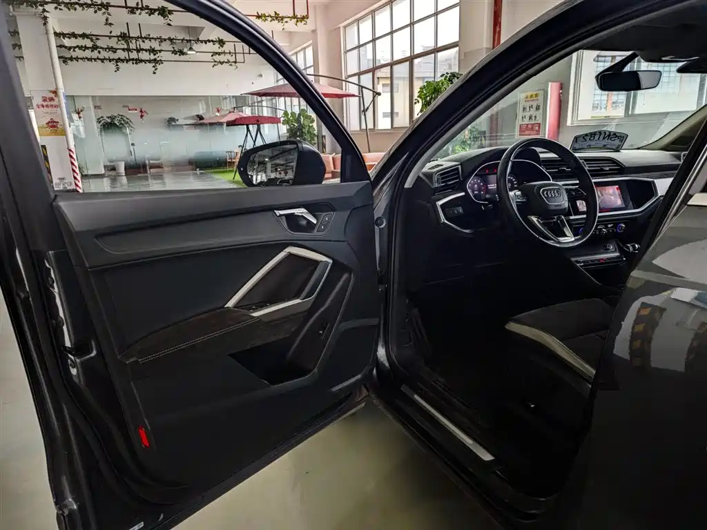 Audi Q3 2020 35 TFSI Progressive Dynamic фото 9