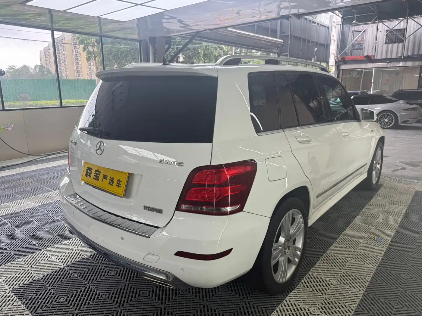 Mercedes-Benz GLK-Class 2015 GLK 260 4MATIC Dynamic Ultimate Edition фото 10