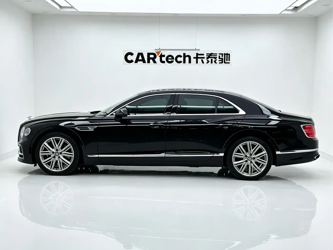 Bentley Flying Spur 2025 2020 6.0T W12 Standard Edition