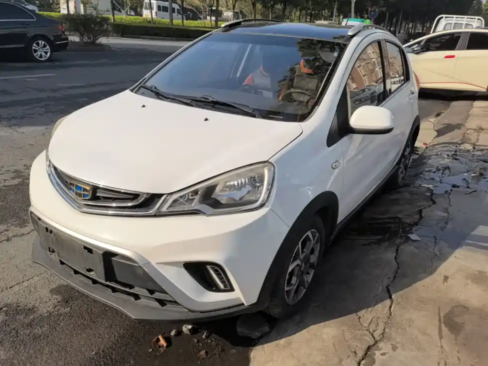 Geely Yuanjing X1 2017 — пригон из Китая