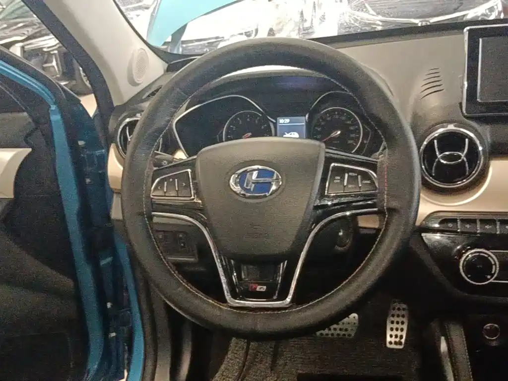 BAIC Changhe Q35 2017 2016 1.5L Automatic Cool Edition