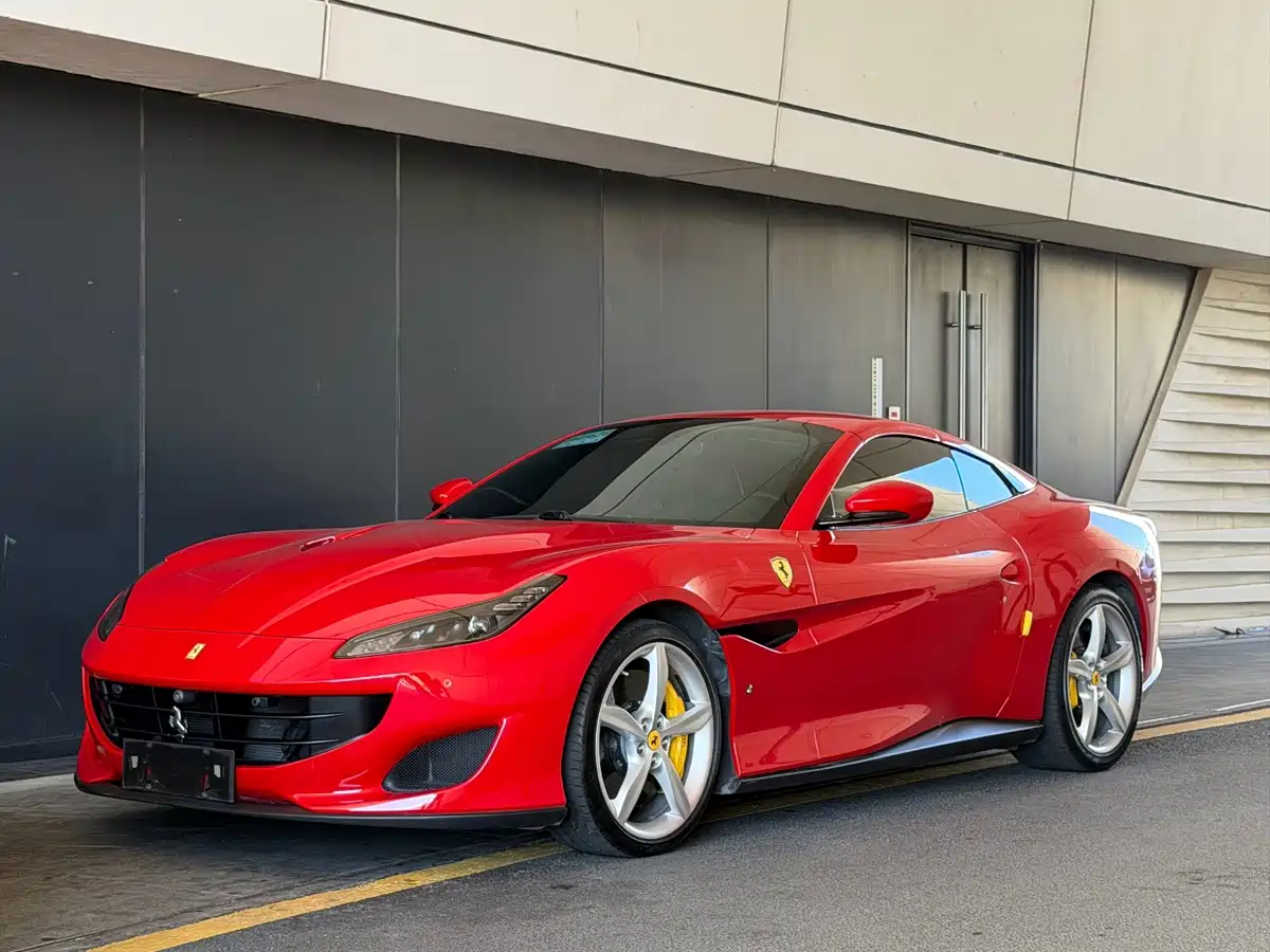 Ferrari Portofino 2019 2018 Model 3.9T
