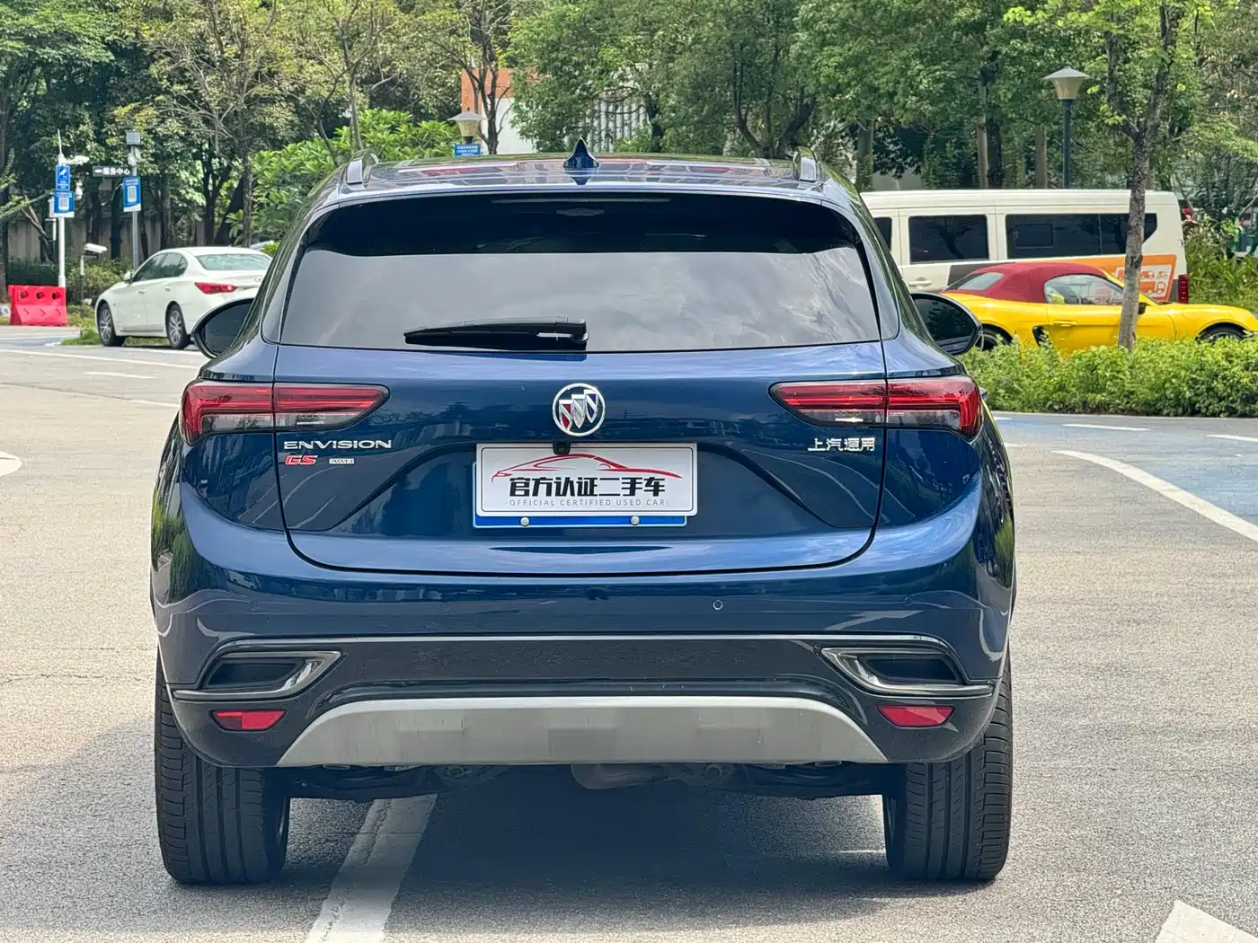 Фото 8 - Buick Envision S