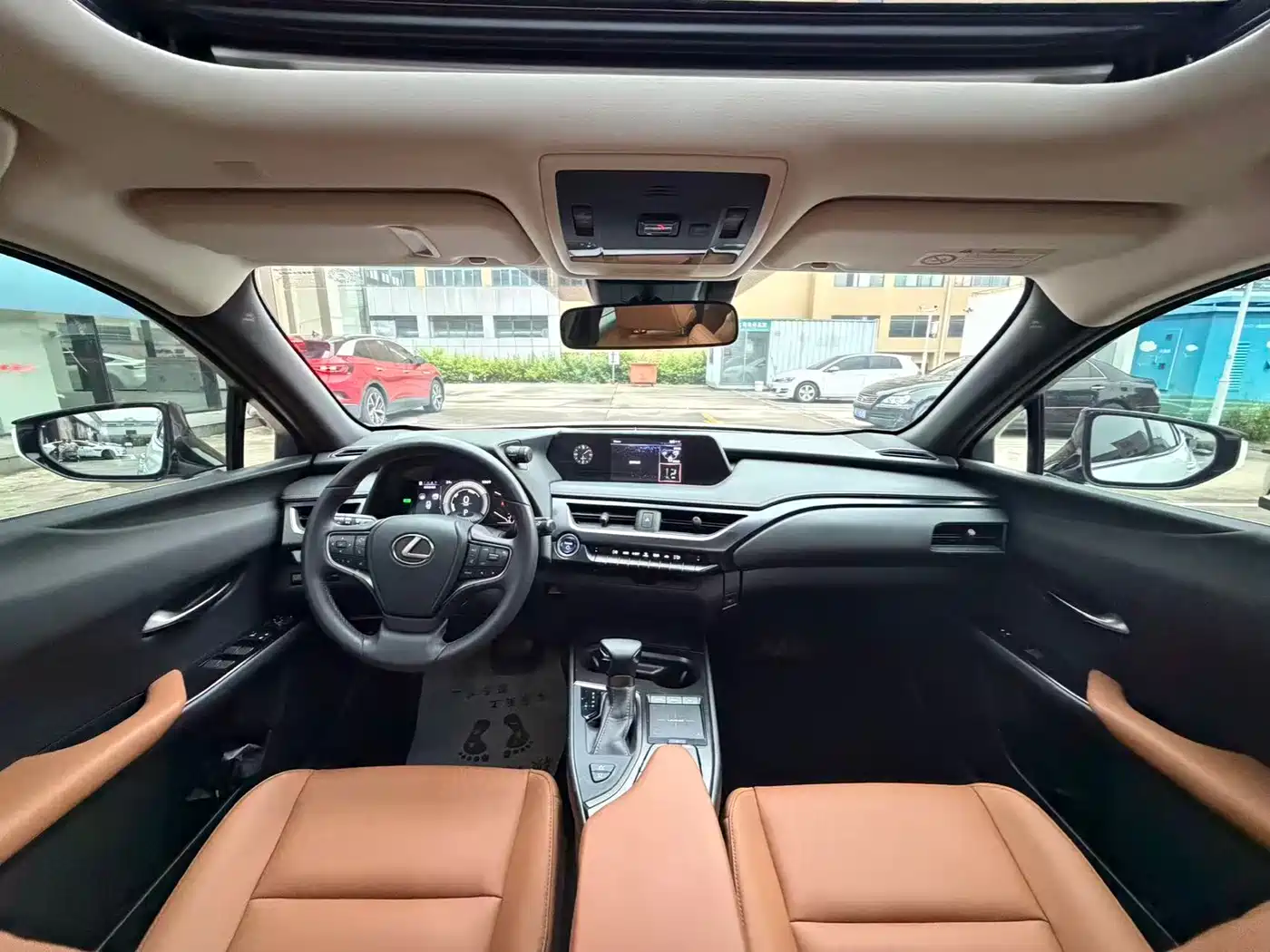 Lexus UX 2021 2020 260h Explore Fun Edition China V