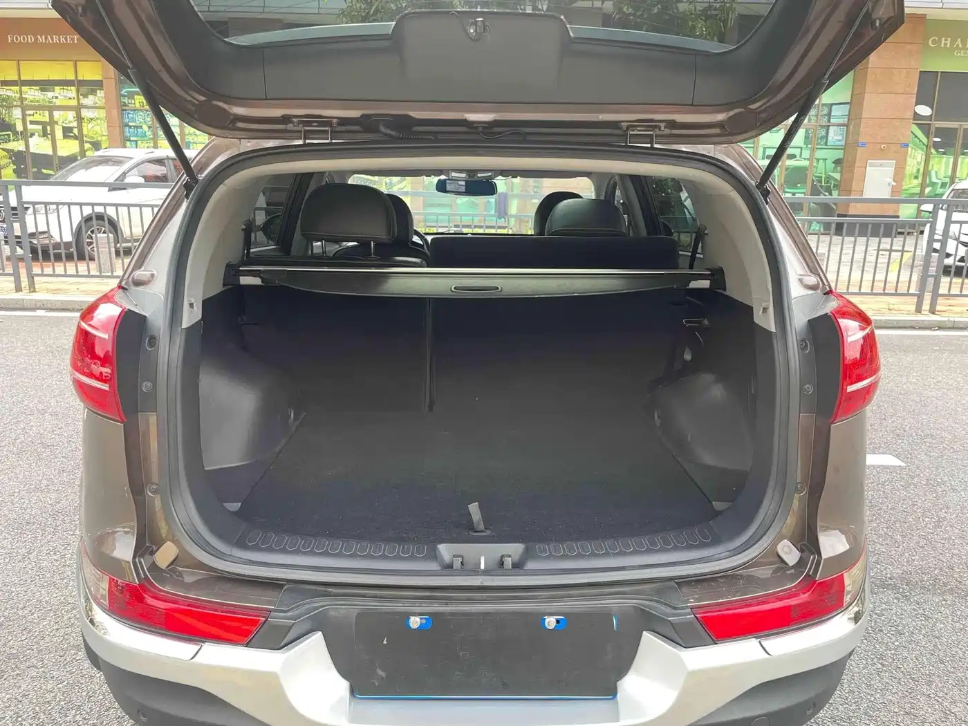 Kia Sportage 2012 2.0L Automatic 2WD NAVI Edition фото 19