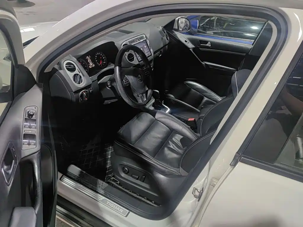 Photo 18 - Volkswagen Tiguan