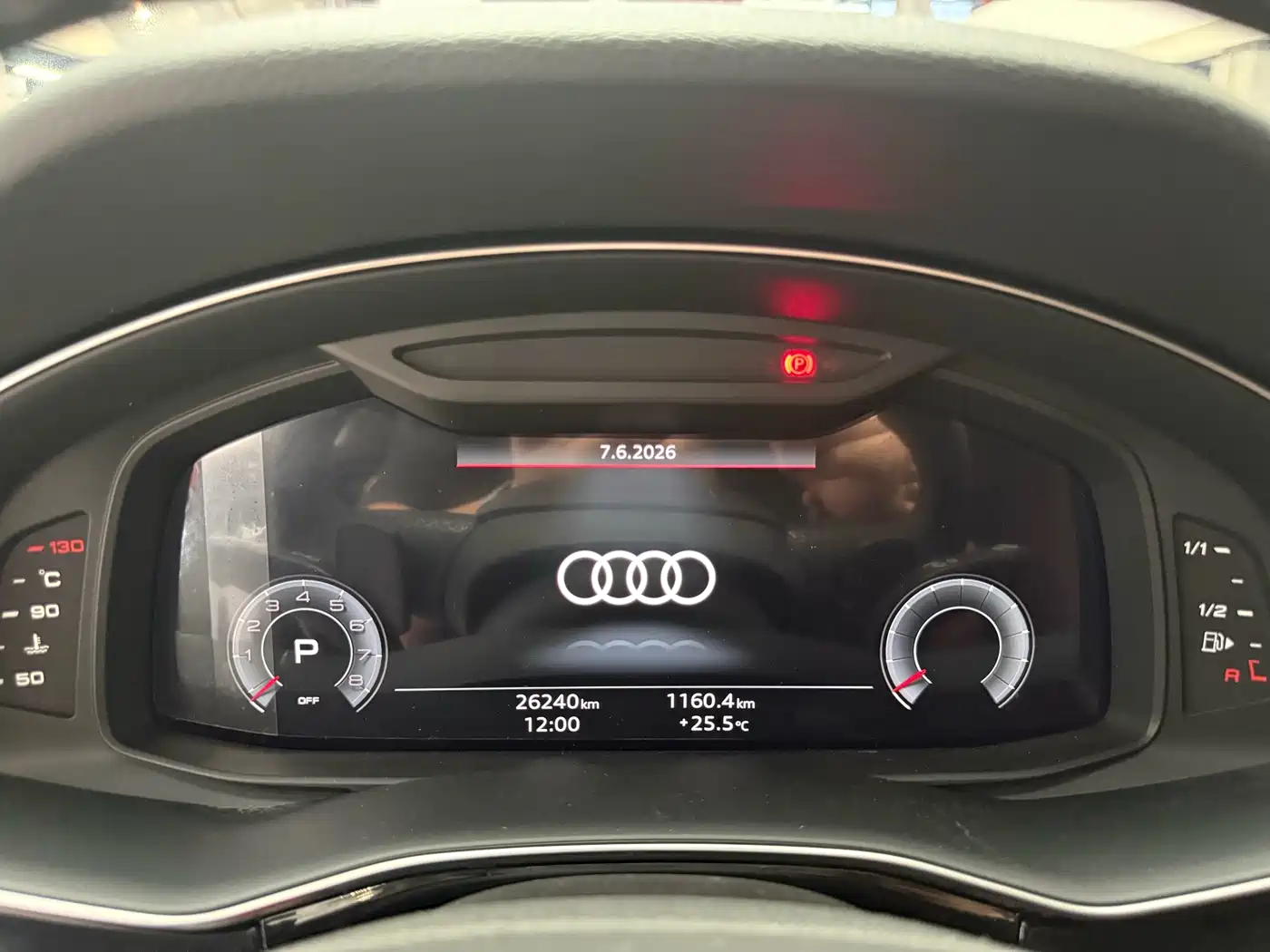 Audi Q7 2025 2025 45 TFSI quattro S line Black Warrior