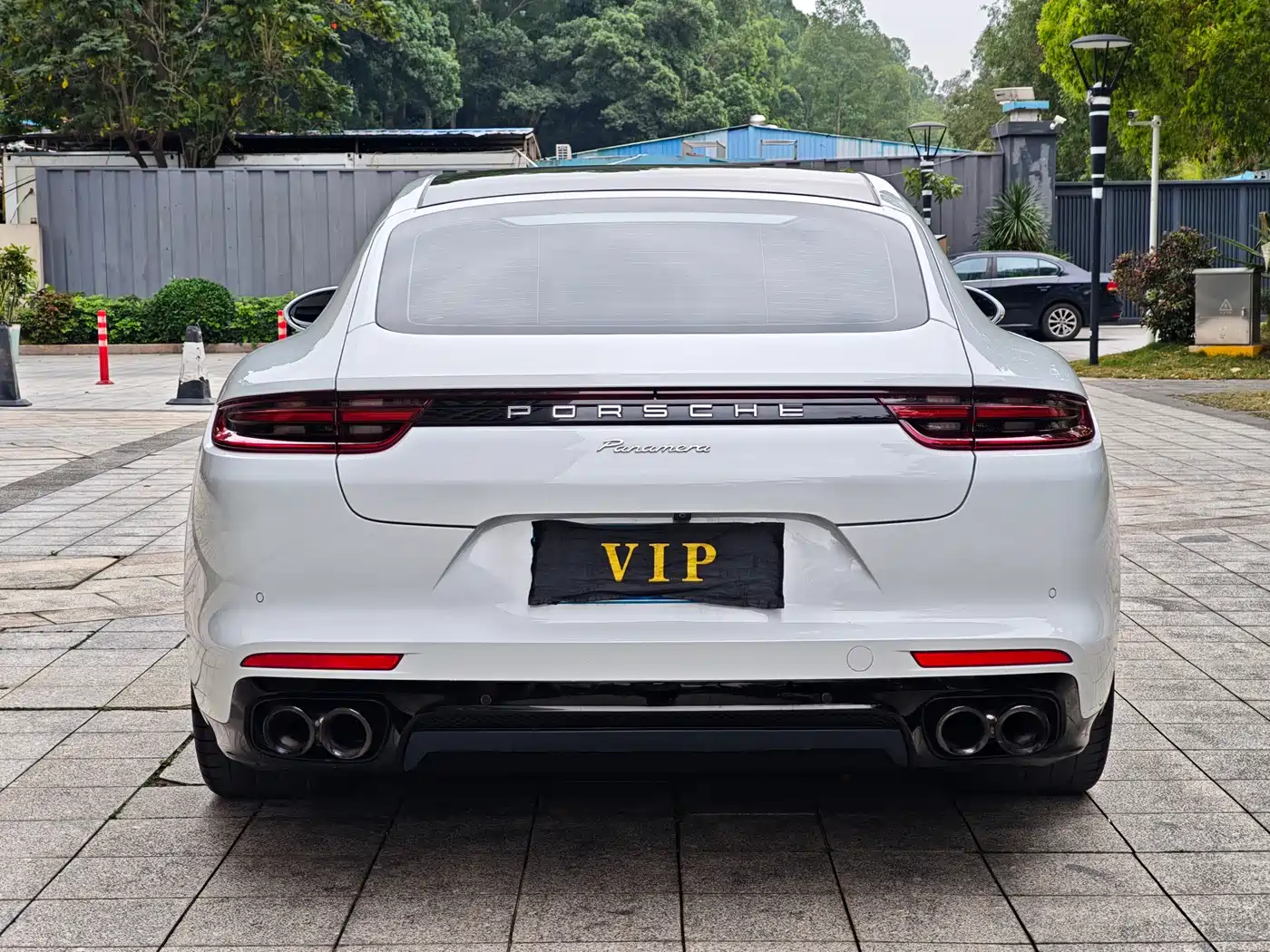 Porsche Panamera 2017 Panamera 3.0T фото 16